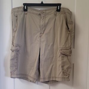 3 Pair Mens UNION BAY Cargo Shorts Size 42 Waist. Make offer on all 3.